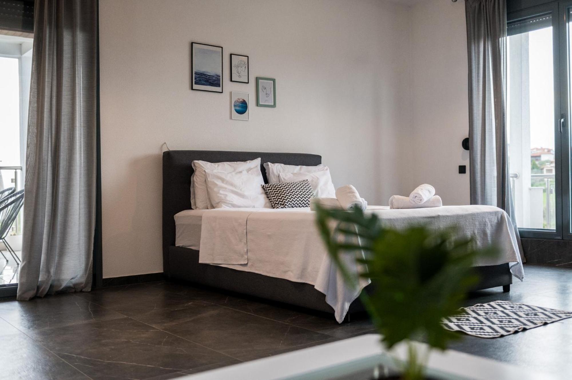 Villa Sunset Albatross Неа Потидея Екстериор снимка